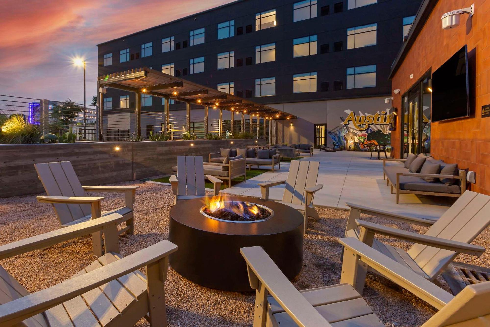 Cambria Hotel Austin Airport מראה חיצוני תמונה