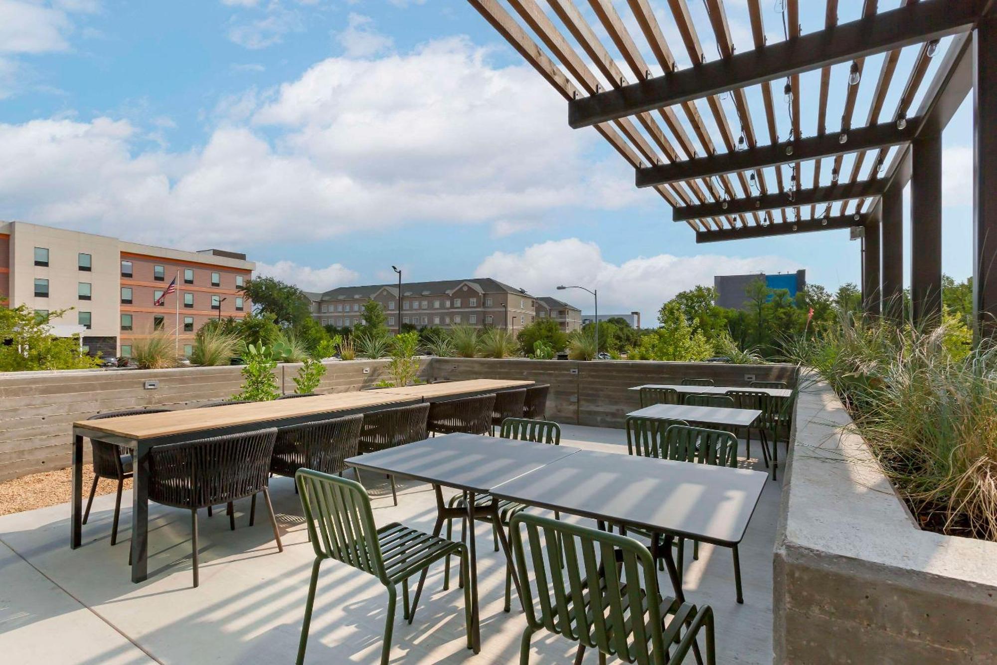 Cambria Hotel Austin Airport מראה חיצוני תמונה