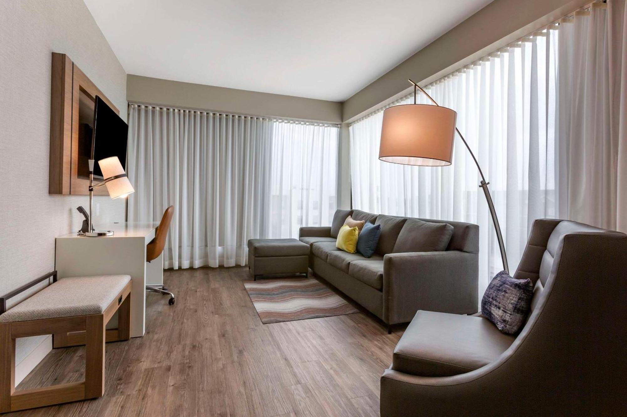 Cambria Hotel Austin Airport מראה חיצוני תמונה